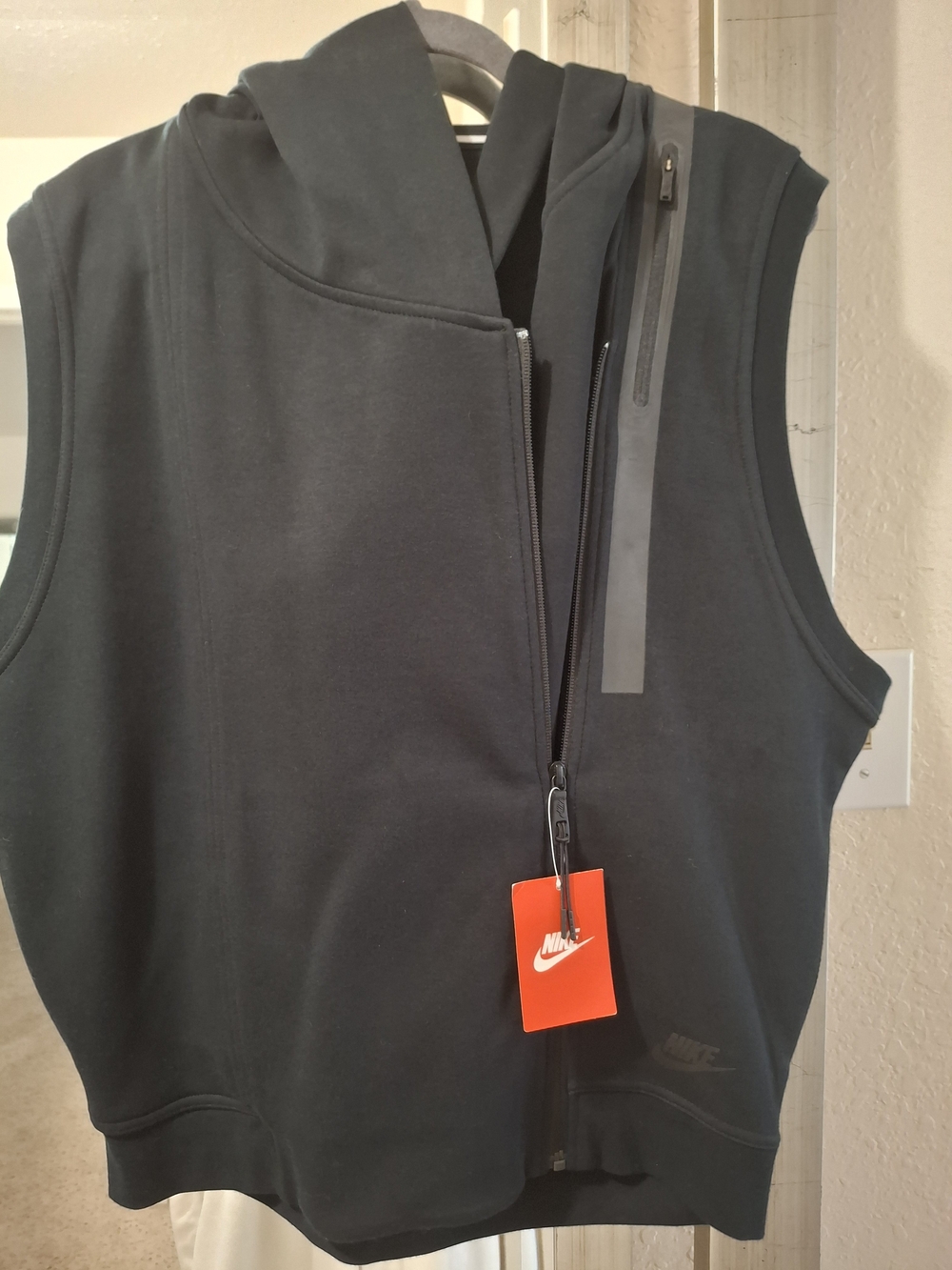 Nike Black Sleeveless Hooded Zip Vest with Chest Zip Pocket